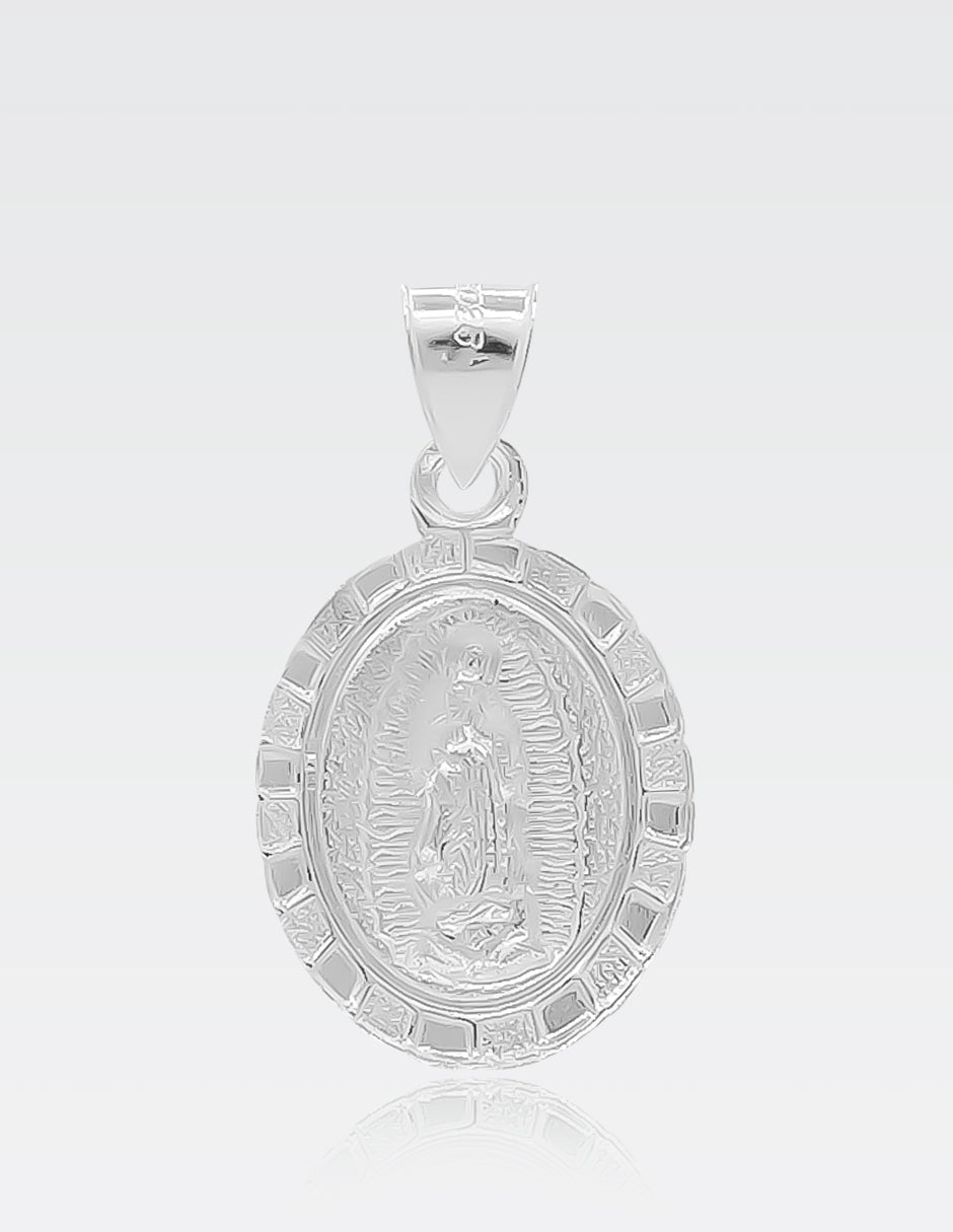 Dije de Plata .925 | Virgen de Guadalupe | 3.3 CM Alto 1.9 CM Ancho