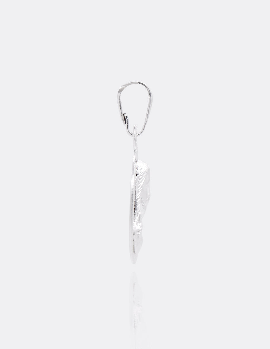 Dije de Plata .925 | Sagrado Corazón | 3.1CM de Altura 2.2 CM Ancho