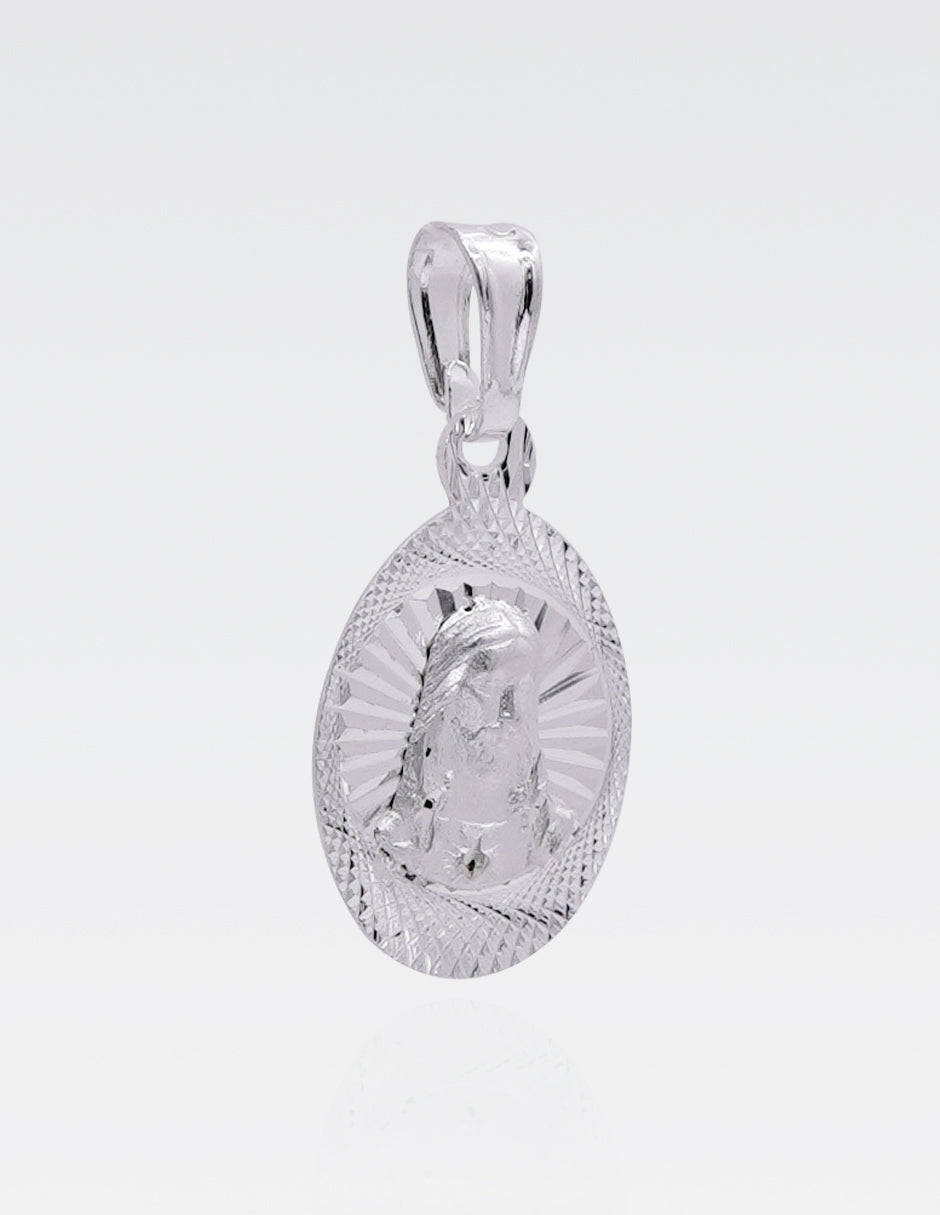 Dije de Plata .925 | Sagrado Corazón | 2.6 CM Altura 1.3 CM Ancho