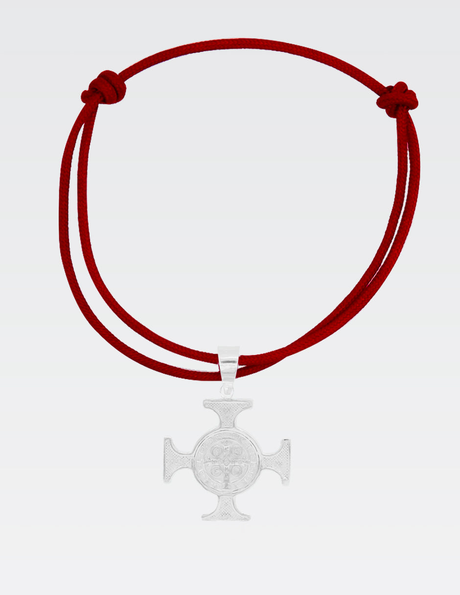 Pulsera de Hilo Rojo con Dije Cruz de San Benito | Ajustable | Plata Ley MEX .925