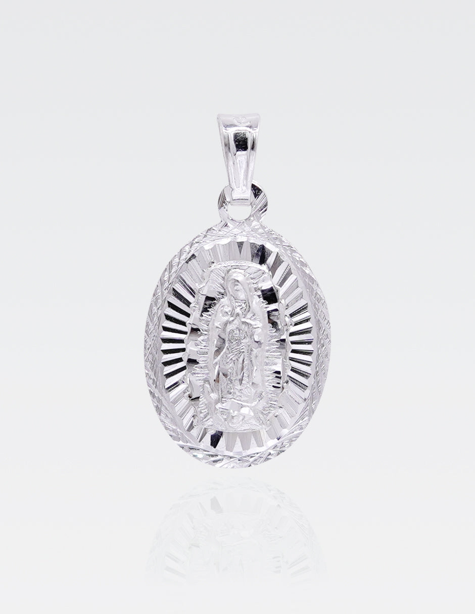 Dije de Plata .925 | Virgen de Guadalupe | 2.7 CM Altura 1.4CM Ancho