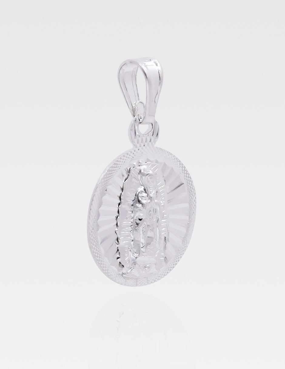 Dije de Plata .925 | Sagrado Corazón | 2.5 CM de Altura 1.6 CM Ancho