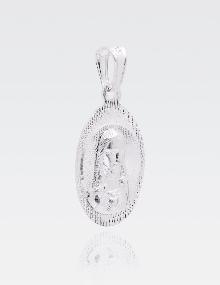 Dije de Plata .925 | Sagrado Corazón | 2.7 CM de Altura 1.5 CM de Ancho